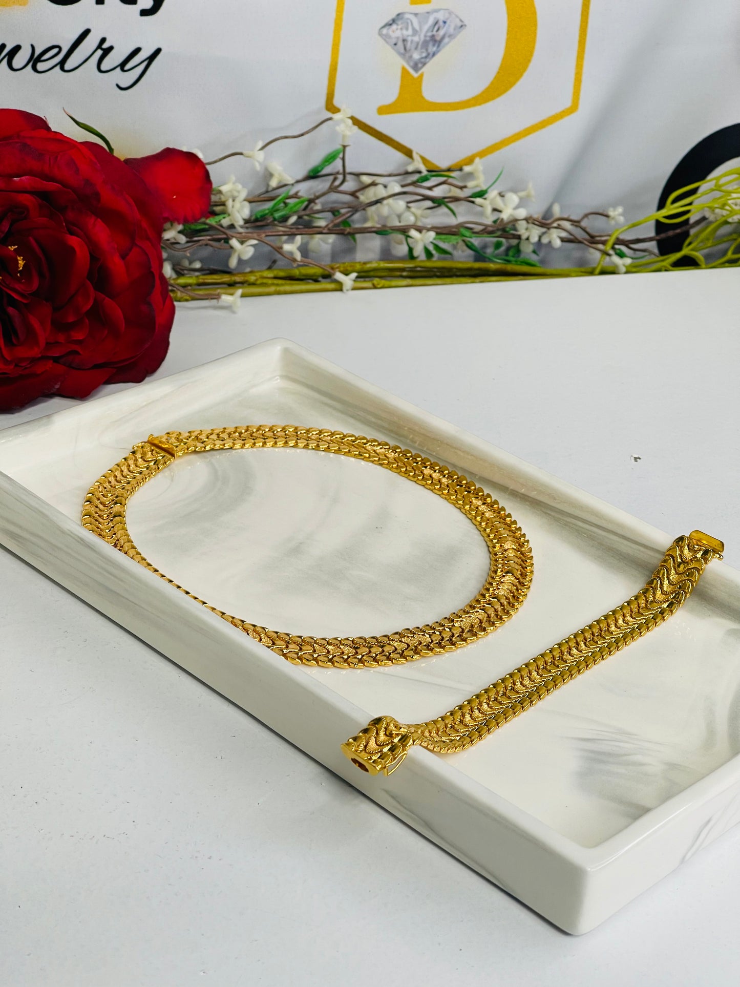 21k Emirati Choker Necklace + Bracelet