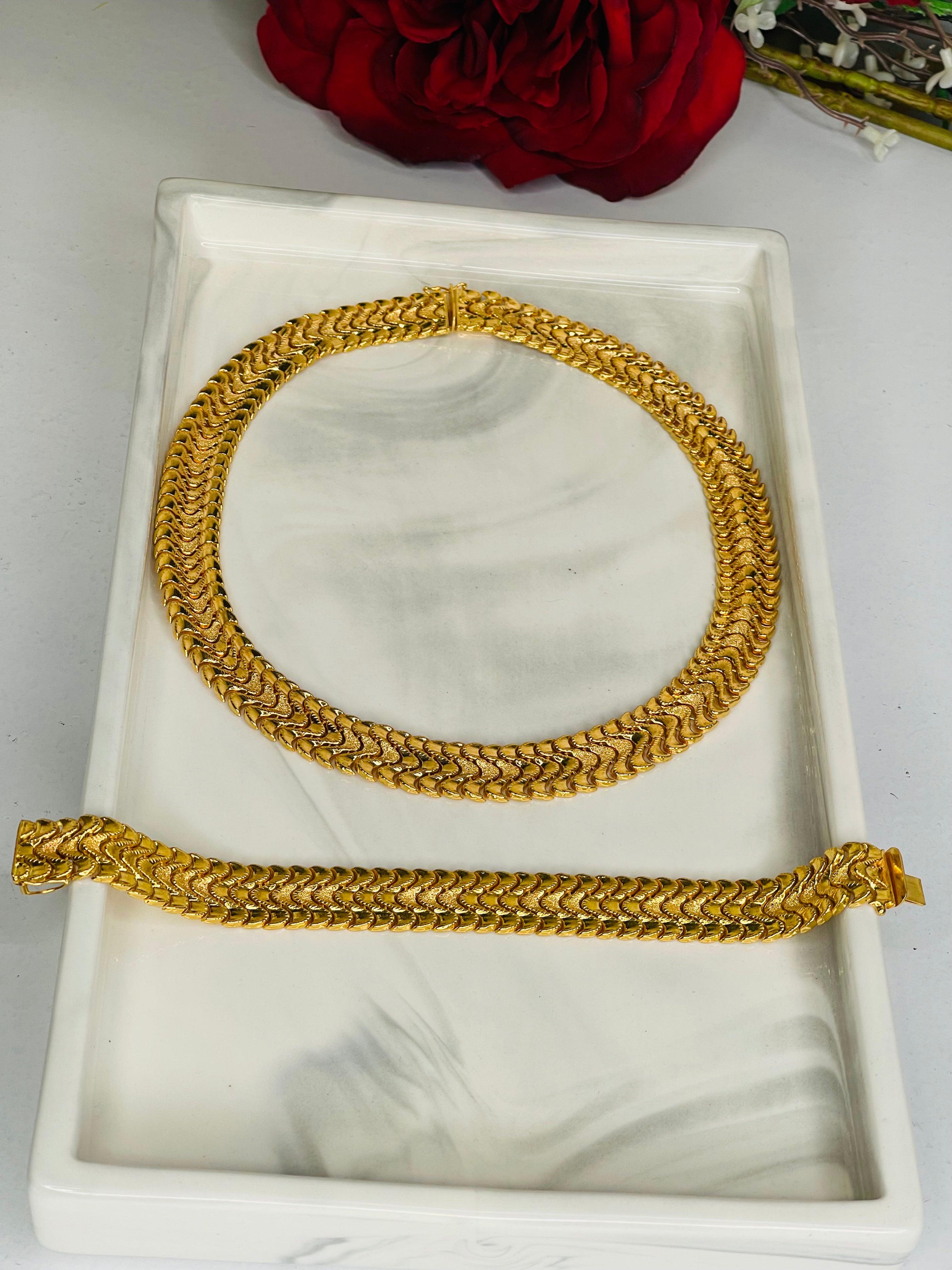 21k Emirati Choker Necklace + Bracelet